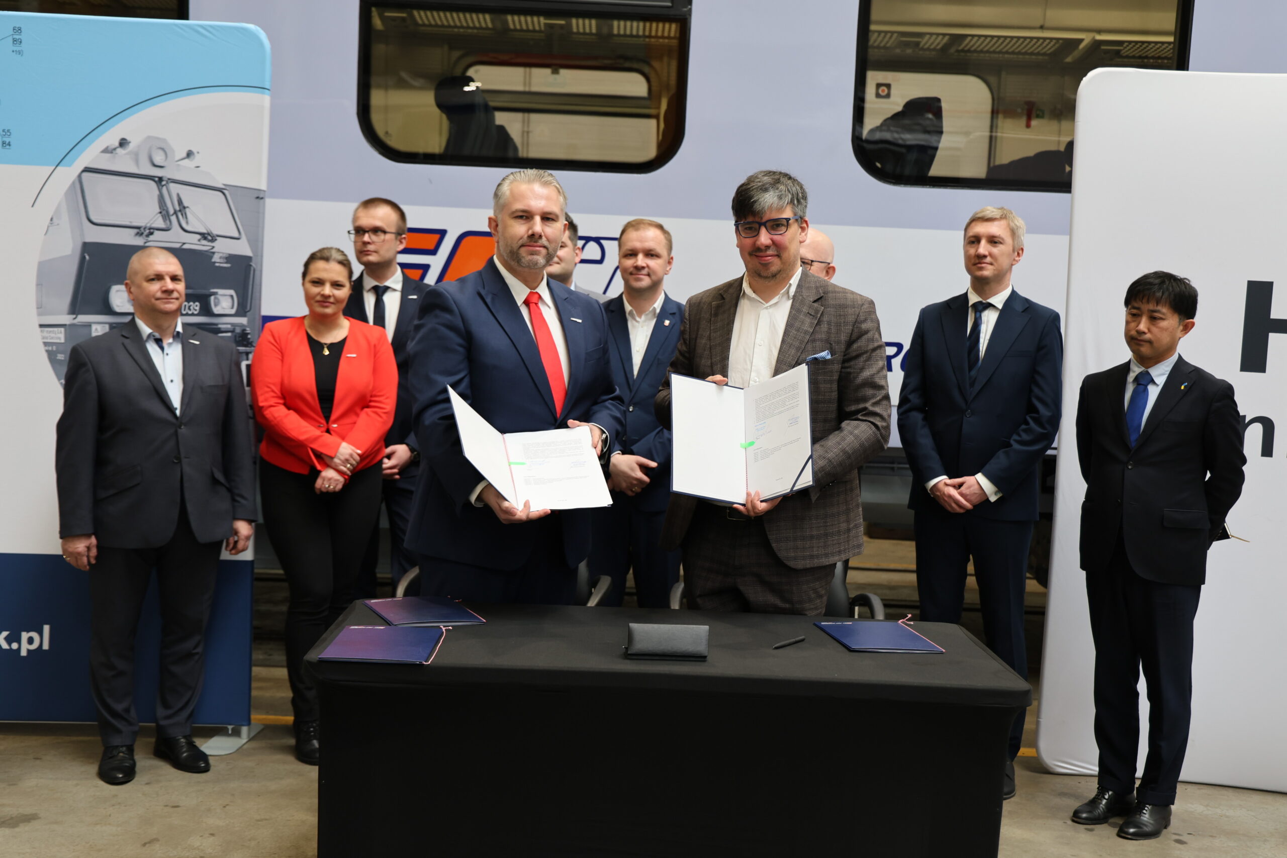 PKP Intercity Remtrak i Hitachi zawarły umowę o współpracy